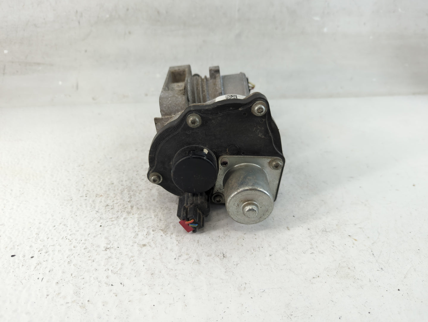 2005-2011 Mercury Grand Marquis Throttle Body P/N:6R3E-AA Fits OEM Used Auto Parts - Oemusedautoparts1.com