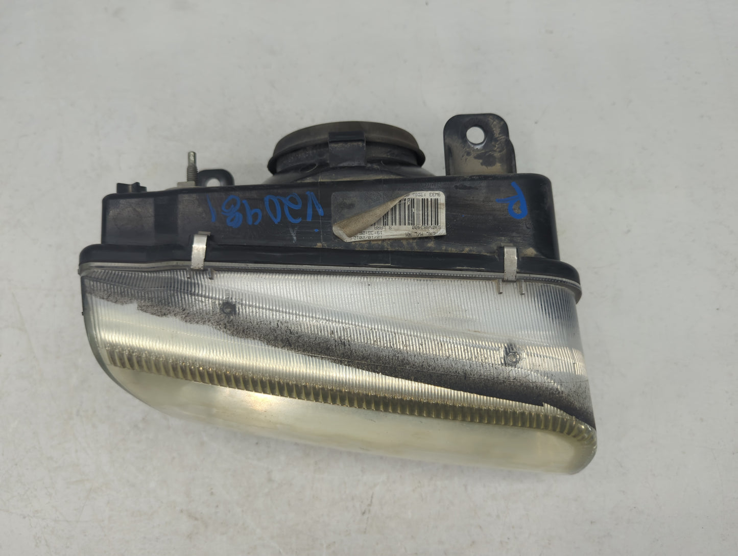 2006 Mercury Grand Marquis Passenger Right Oem Head Light Headlight Lamp - Oemusedautoparts1.com