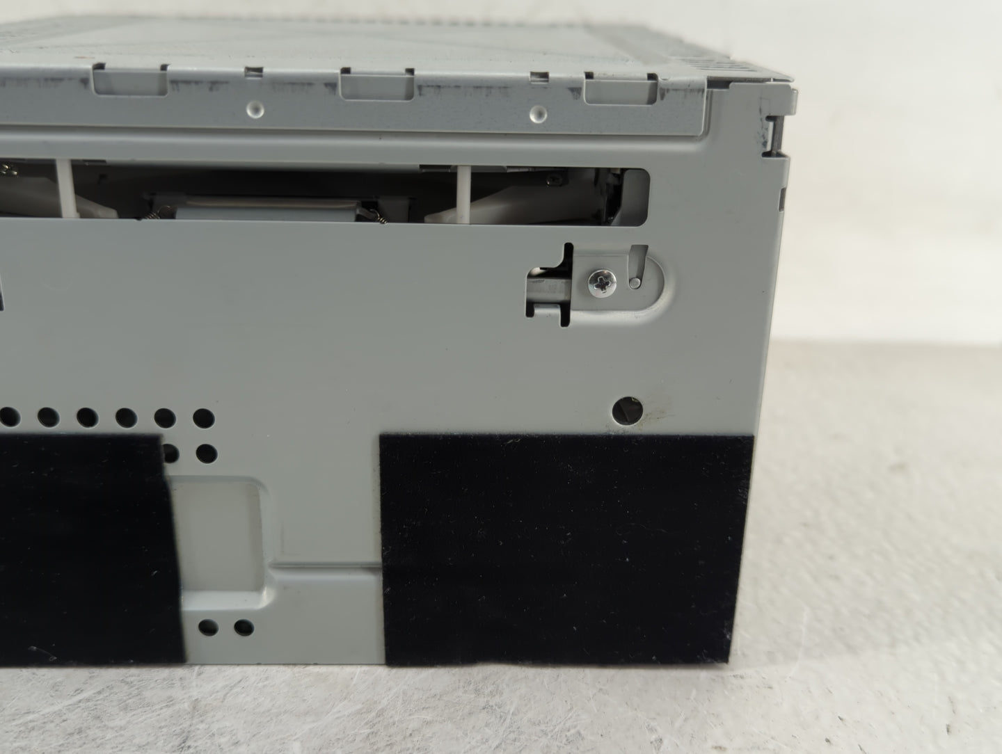 2011 Mercury Mariner Radio AM FM Cd Player Receiver Replacement P/N:BL8T-18D822-AA Fits Fits 2012 OEM Used Auto Parts - Oemu