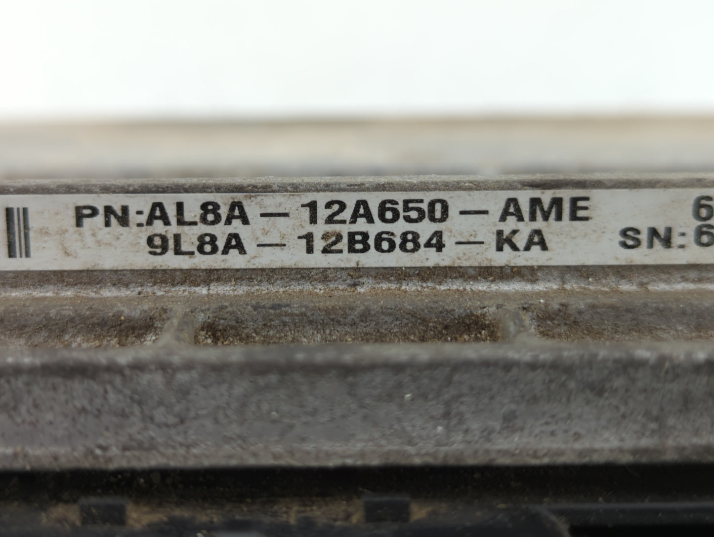 2011 Mercury Mariner PCM Engine Control Computer ECU ECM PCU OEM P/N:9L8A-12B684-KA AL8A-12A650-AME Fits OEM Used Auto Parts