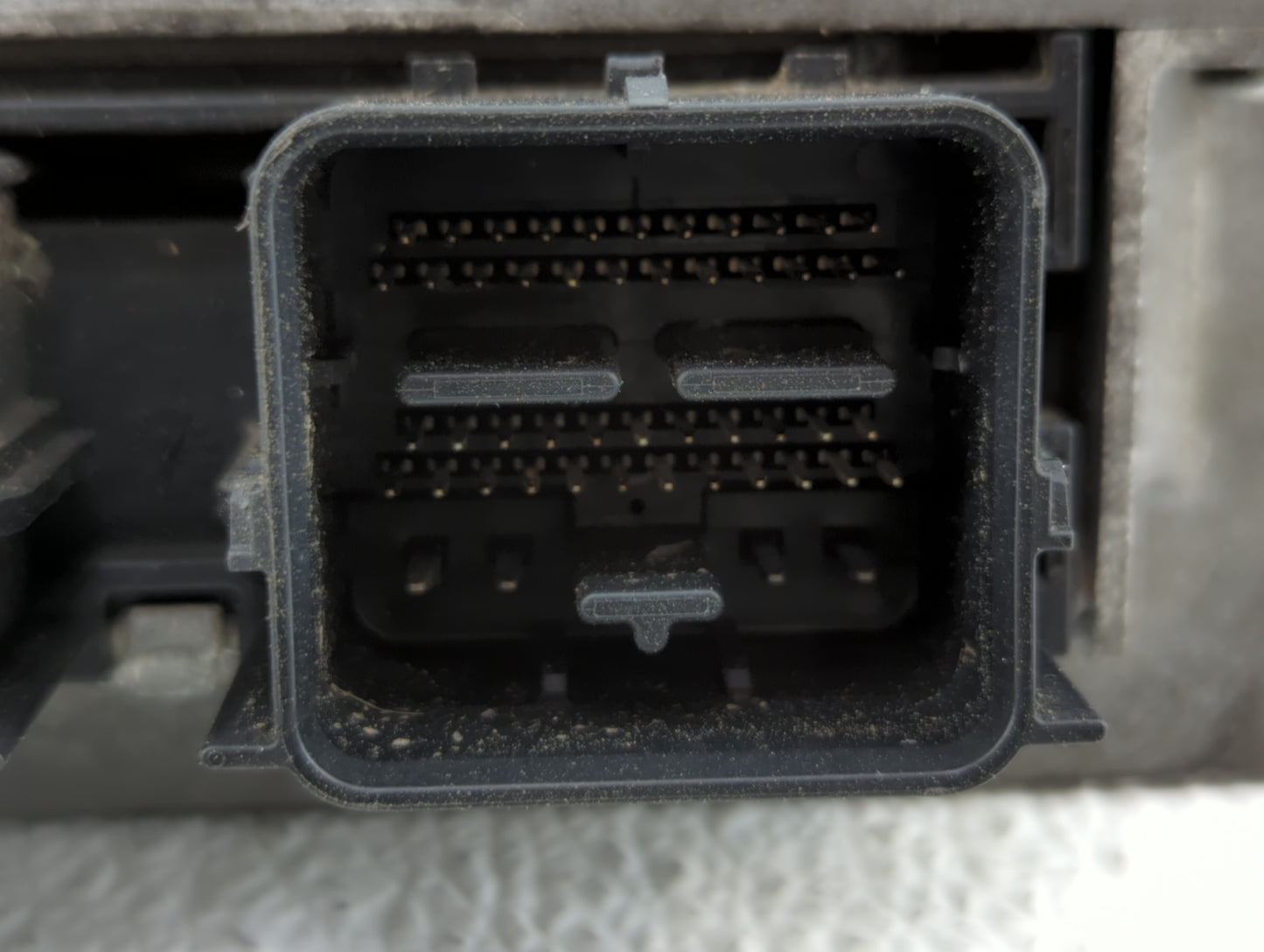 2011 Mercury Mariner PCM Engine Control Computer ECU ECM PCU OEM P/N:9L8A-12B684-KA AL8A-12A650-AME Fits OEM Used Auto Parts