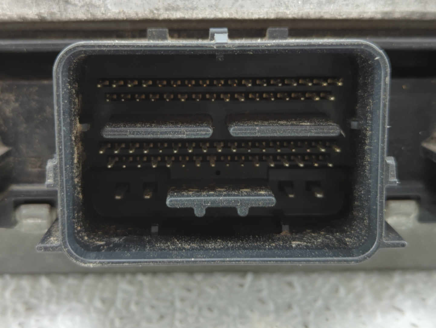 2011 Mercury Mariner PCM Engine Control Computer ECU ECM PCU OEM P/N:9L8A-12B684-KA AL8A-12A650-AME Fits OEM Used Auto Parts