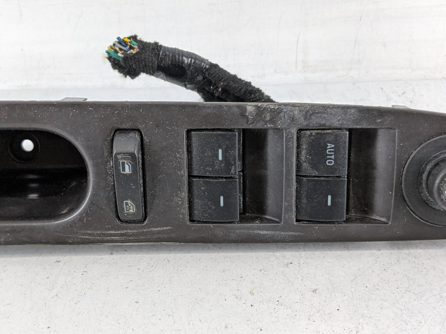 2010-2011 Mercury Milan Master Power Window Switch Replacement Driver Side Left P/N:9EST-14540-AAW Fits Fits 2010 2011 2012 