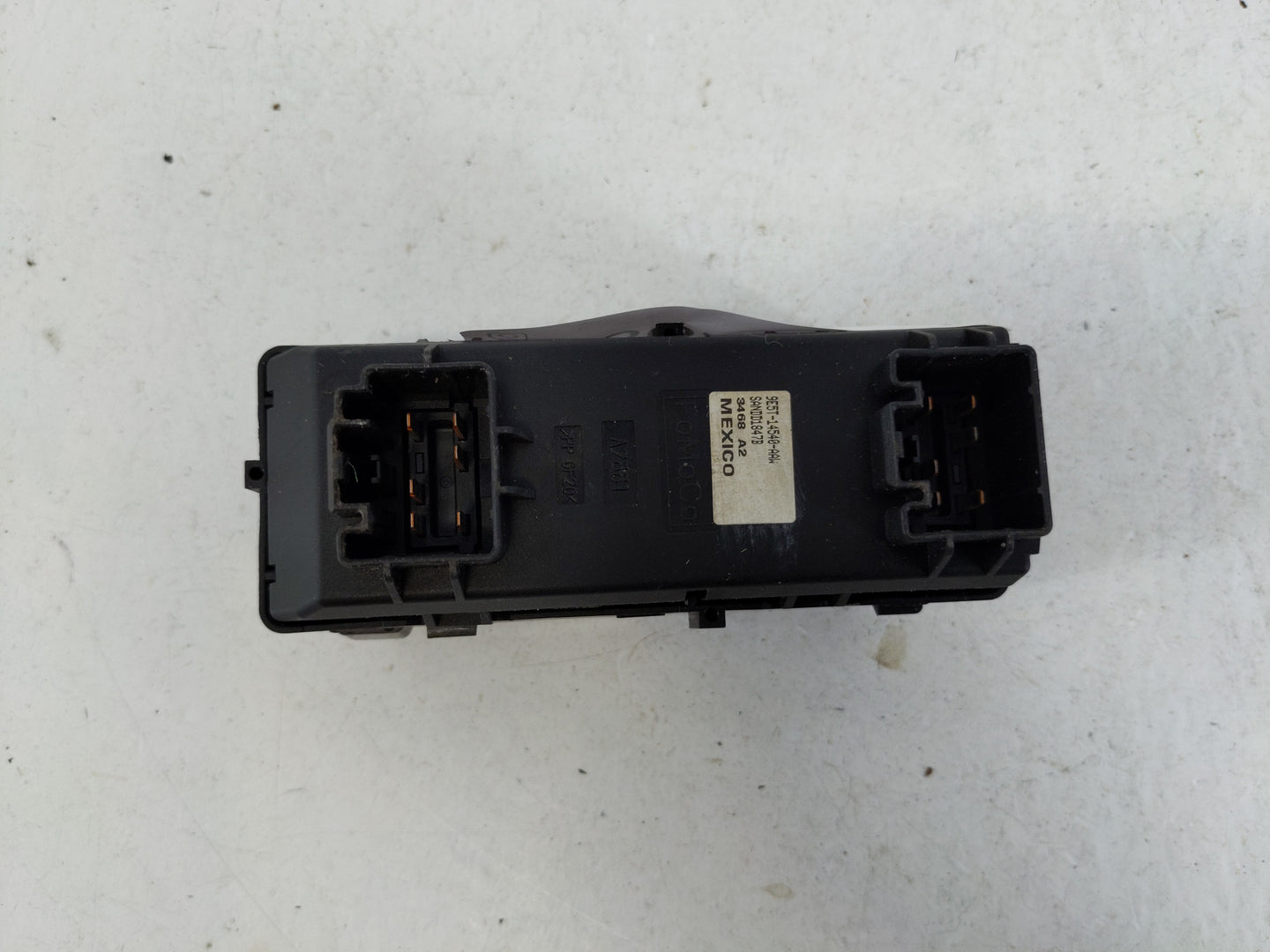 2010-2011 Mercury Milan Master Power Window Switch Replacement Driver Side Left P/N:9EST-14540-AAW Fits Fits 2010 2011 2012 