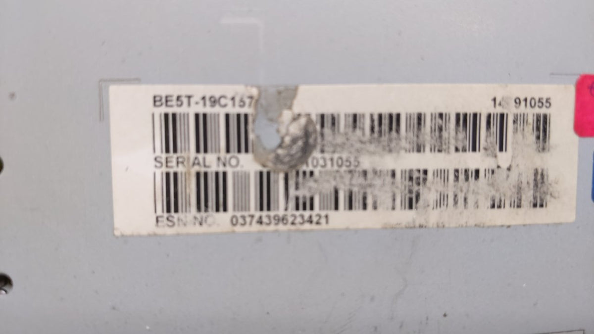 2011-2011 Mercury Milan Am Fm Cd Player Radio Receiver 62065 - Oemusedautoparts1.com