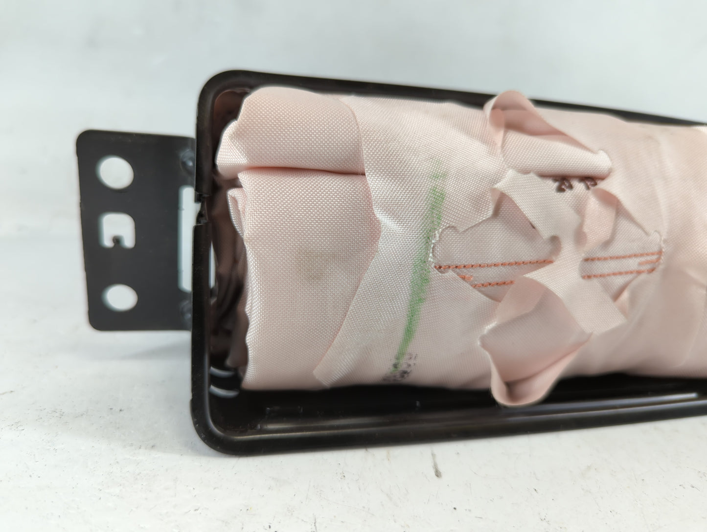 2010-2011 Mercury Milan Air Bag Passenger Right Dashboard Oem - Oemusedautoparts1.com