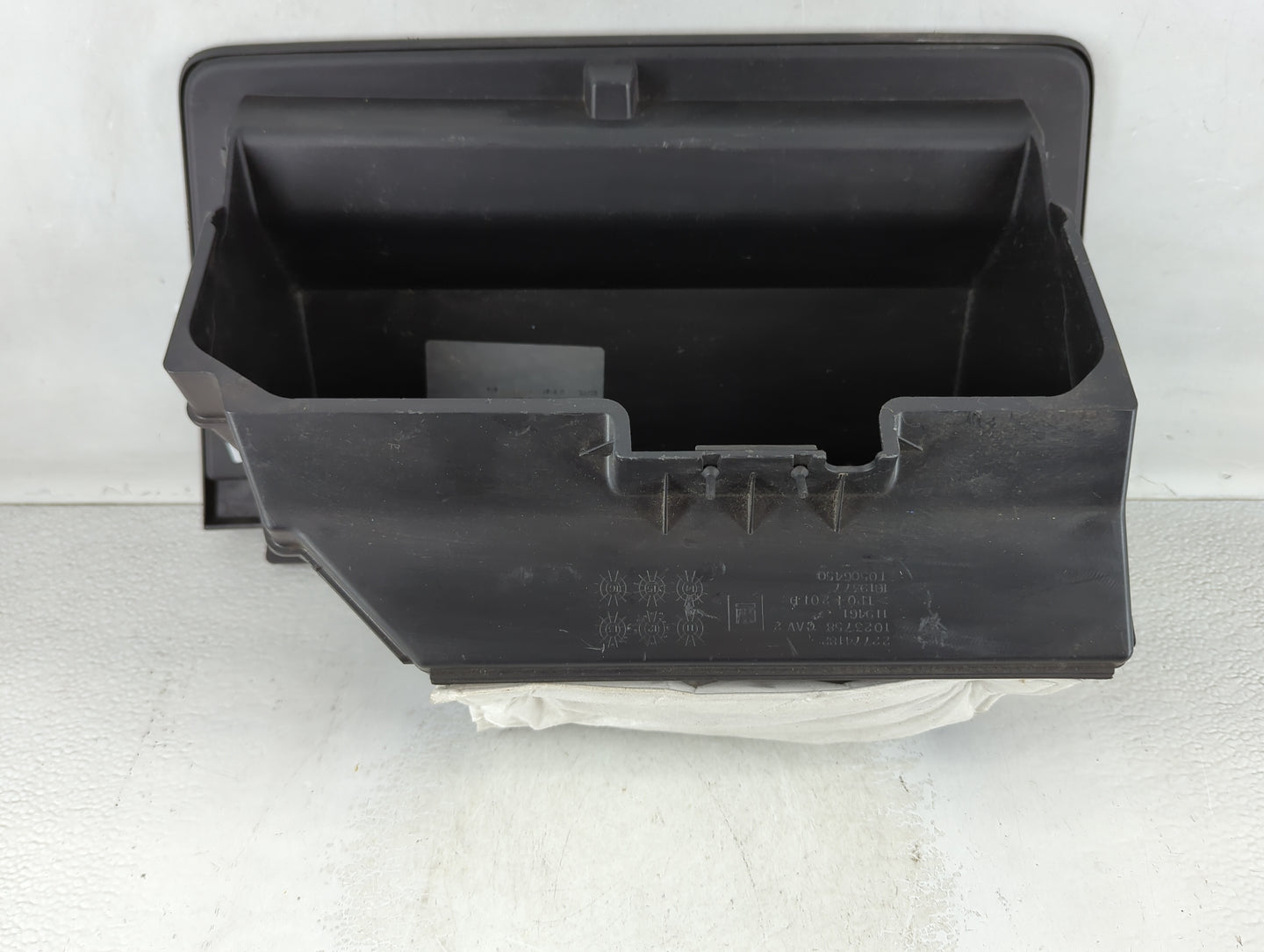 2011 Mercury Milan Passenger Glove Box Door Storage Compartment - Oemusedautoparts1.com