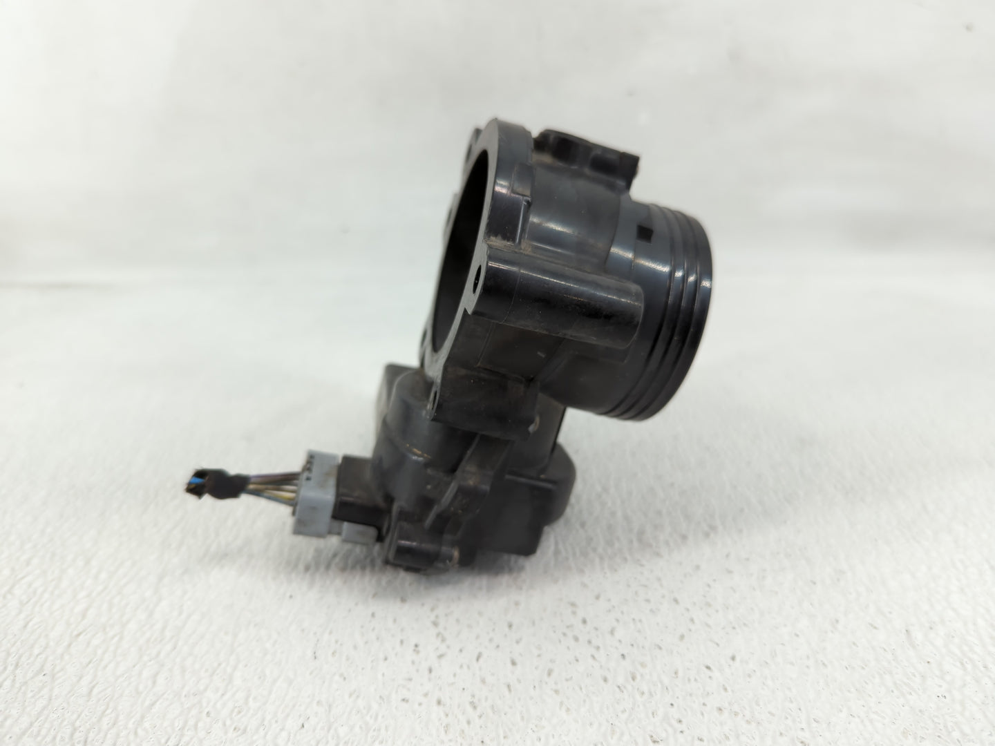 2008-2013 Mini Cooper Throttle Body P/N:A2C53279370 757669780-05 Fits Fits 2008 2009 2010 2011 2012 2013 OEM Used Auto Parts