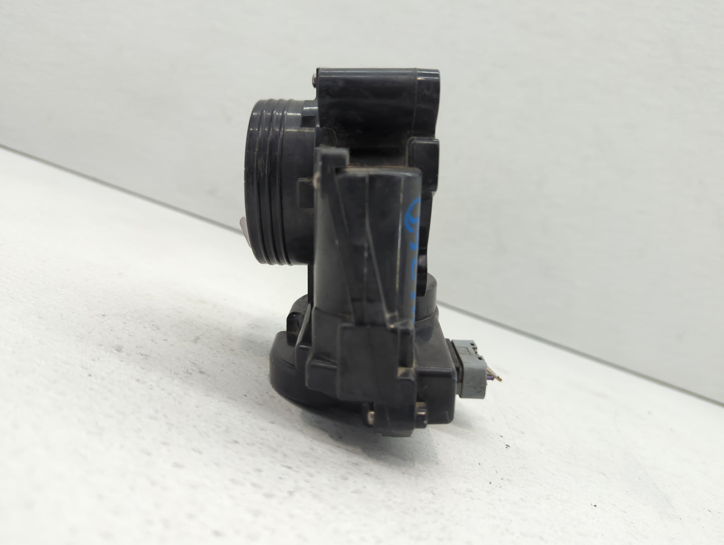 2008-2013 Mini Cooper Throttle Body P/N:757669780-05 757669780-04, 760491980-01 Fits Fits 2008 2009 2010 2011 2012 2013 OEM 