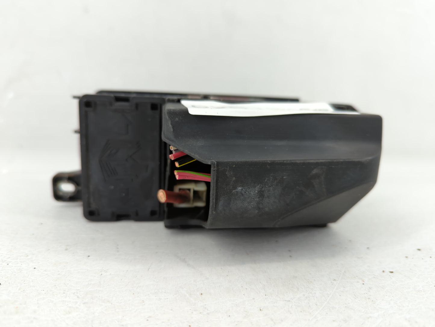 2011 Mini Cooper Fusebox Fuse Box Panel Relay Module P/N:9213372-02 Fits OEM Used Auto Parts - Oemusedautoparts1.com