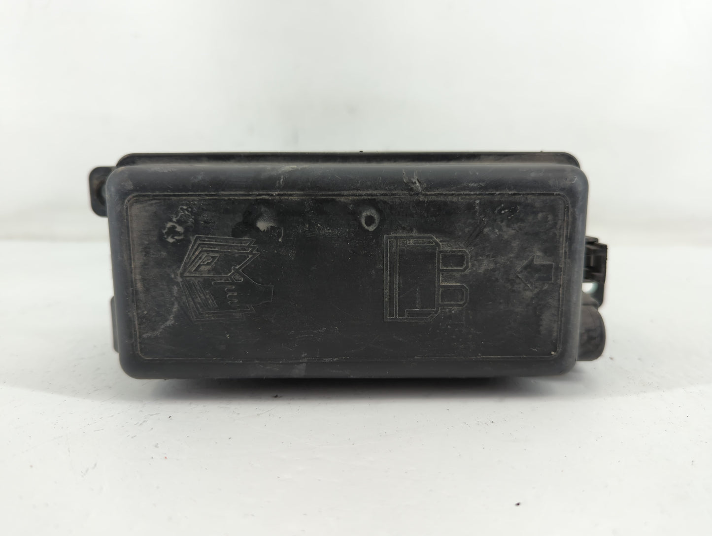 2010-2011 Mini Cooper Fusebox Fuse Box Panel Relay Module P/N:9240943-01 Fits Fits 2010 2011 OEM Used Auto Parts - Oemusedau