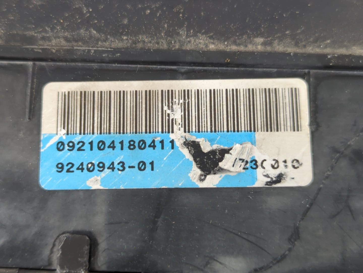 2010-2011 Mini Cooper Fusebox Fuse Box Panel Relay Module P/N:9240943-01 Fits Fits 2010 2011 OEM Used Auto Parts - Oemusedau