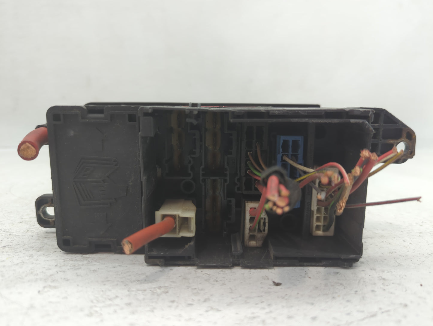 2011 Mini Cooper Clubman Fusebox Fuse Box Panel Relay Module P/N:9213372-02 17236010, 031811031110 Fits Fits 2010 OEM Used A