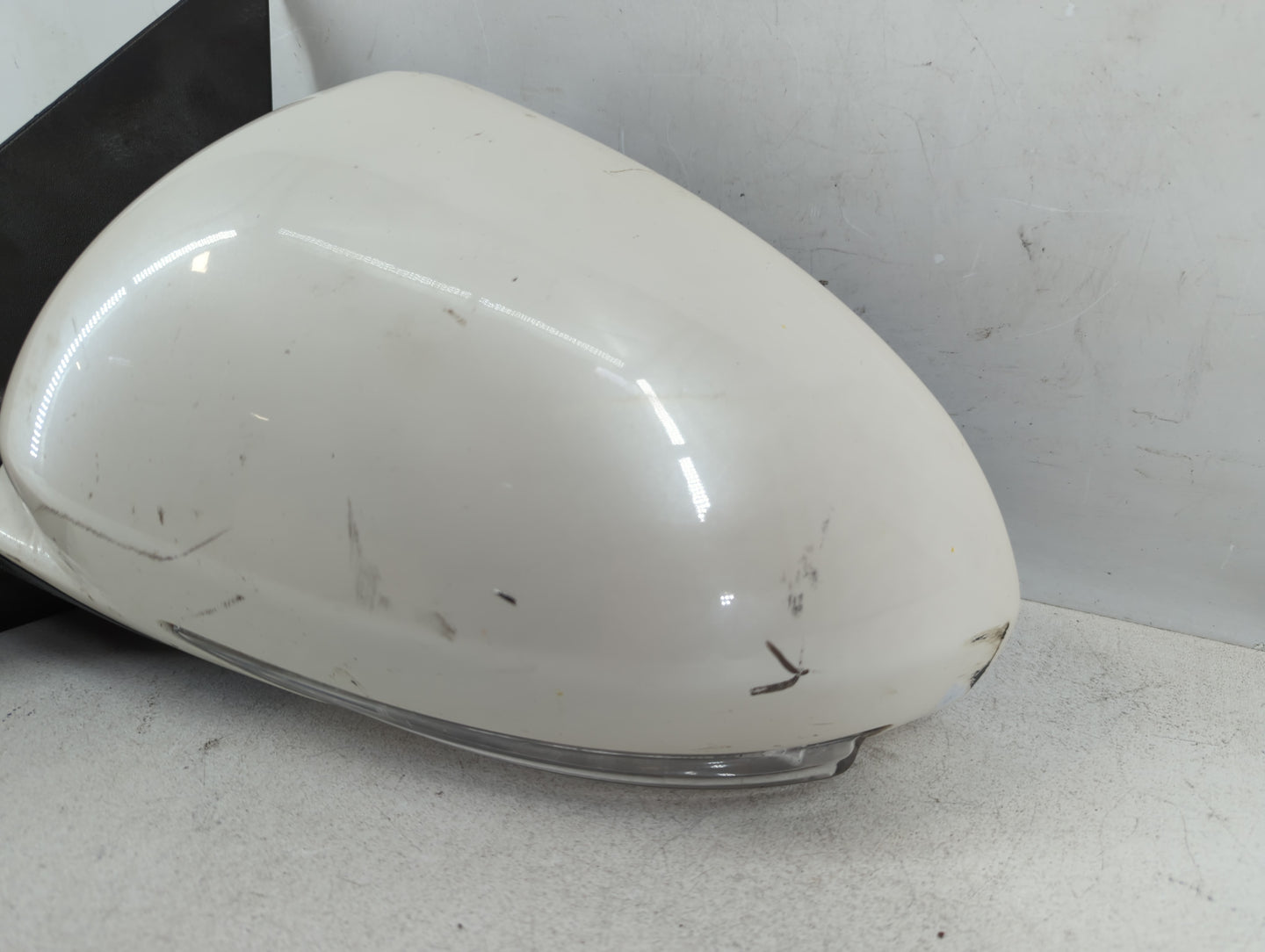 2011 Mini Cooper Countryman Driver Side View Mirror - Left Door Mirror OEM Used - Oemusedautoparts1.com