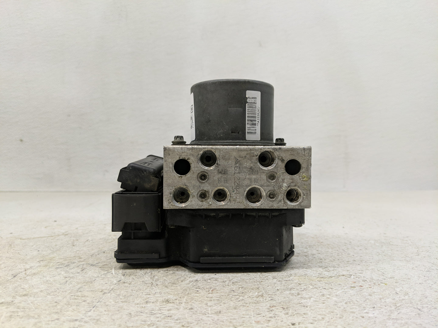 2011-2012 Mini Cooper Countryman ABS Pump Control Module Replacement P/N:54085585E 3451 9807162 01 Fits Fits 2011 2012 OEM U