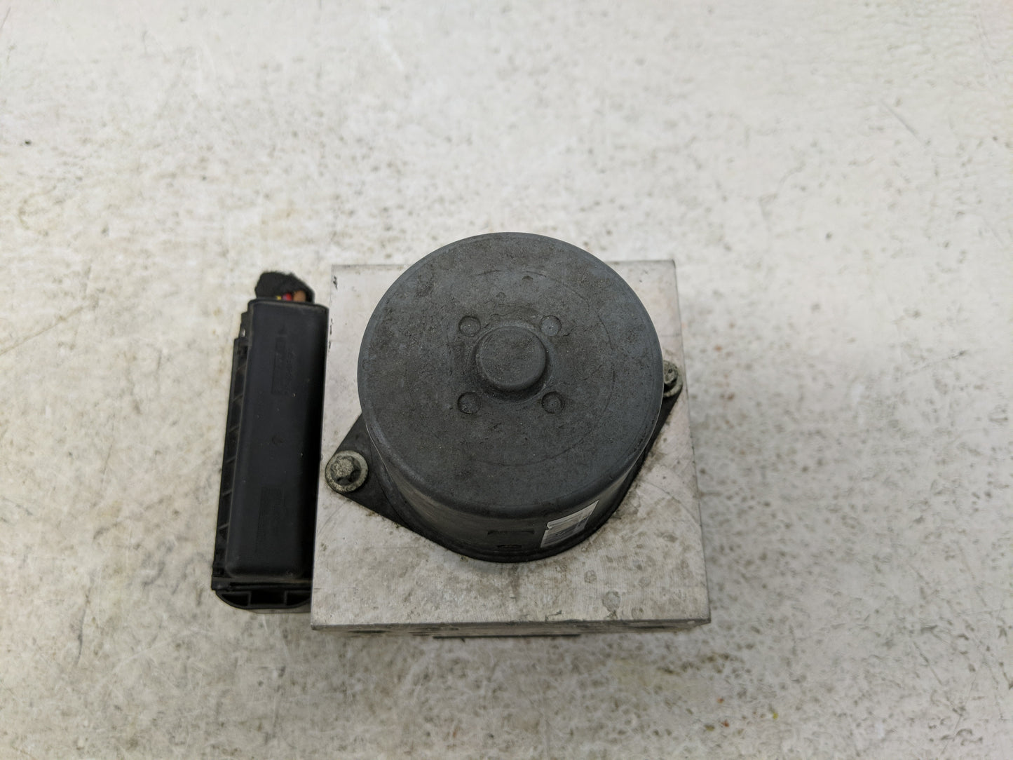 2011-2012 Mini Cooper Countryman ABS Pump Control Module Replacement P/N:54085585E 3451 9807162 01 Fits Fits 2011 2012 OEM U