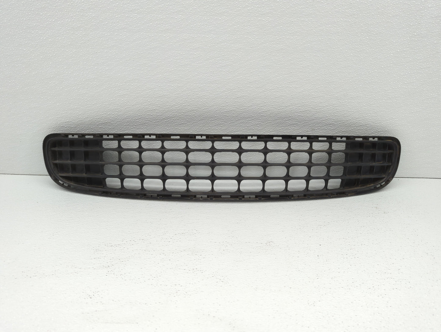2011-2016 Mini Cooper Countryman Front Grille Bumper Not Included - Oemusedautoparts1.com