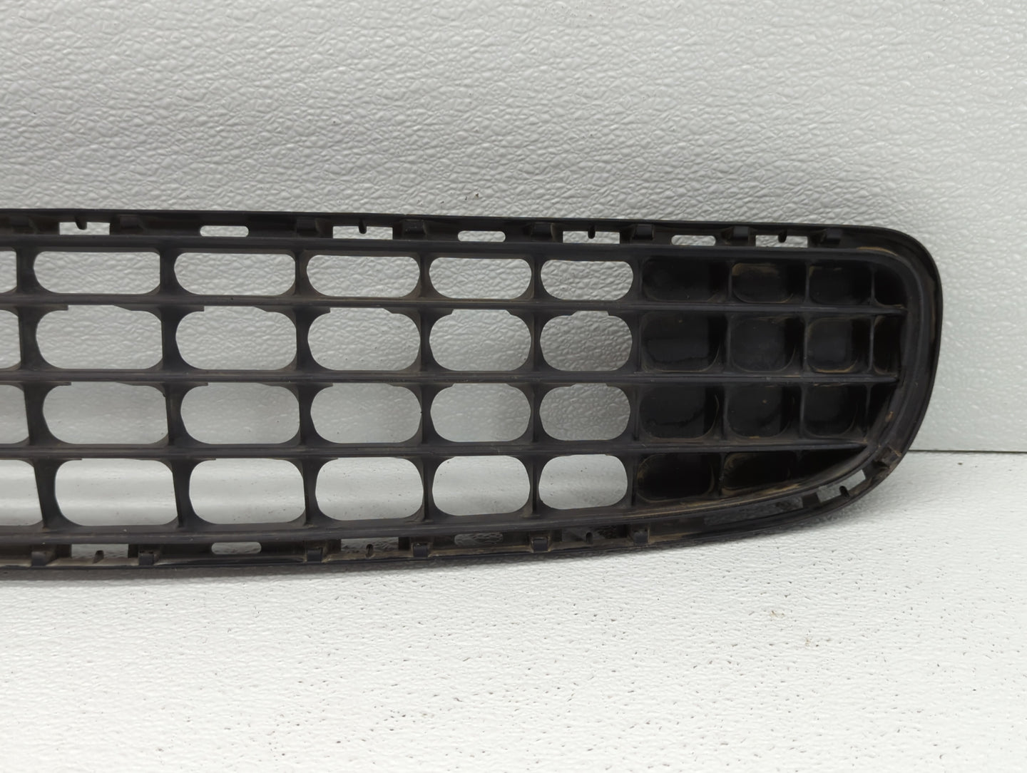 2011-2016 Mini Cooper Countryman Front Grille Bumper Not Included - Oemusedautoparts1.com