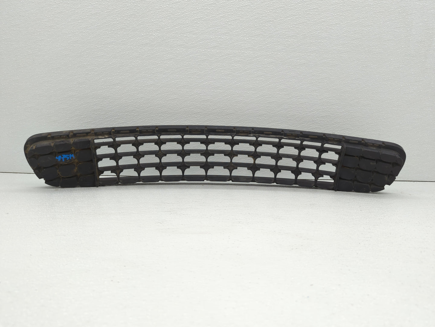 2011-2016 Mini Cooper Countryman Front Grille Bumper Not Included - Oemusedautoparts1.com