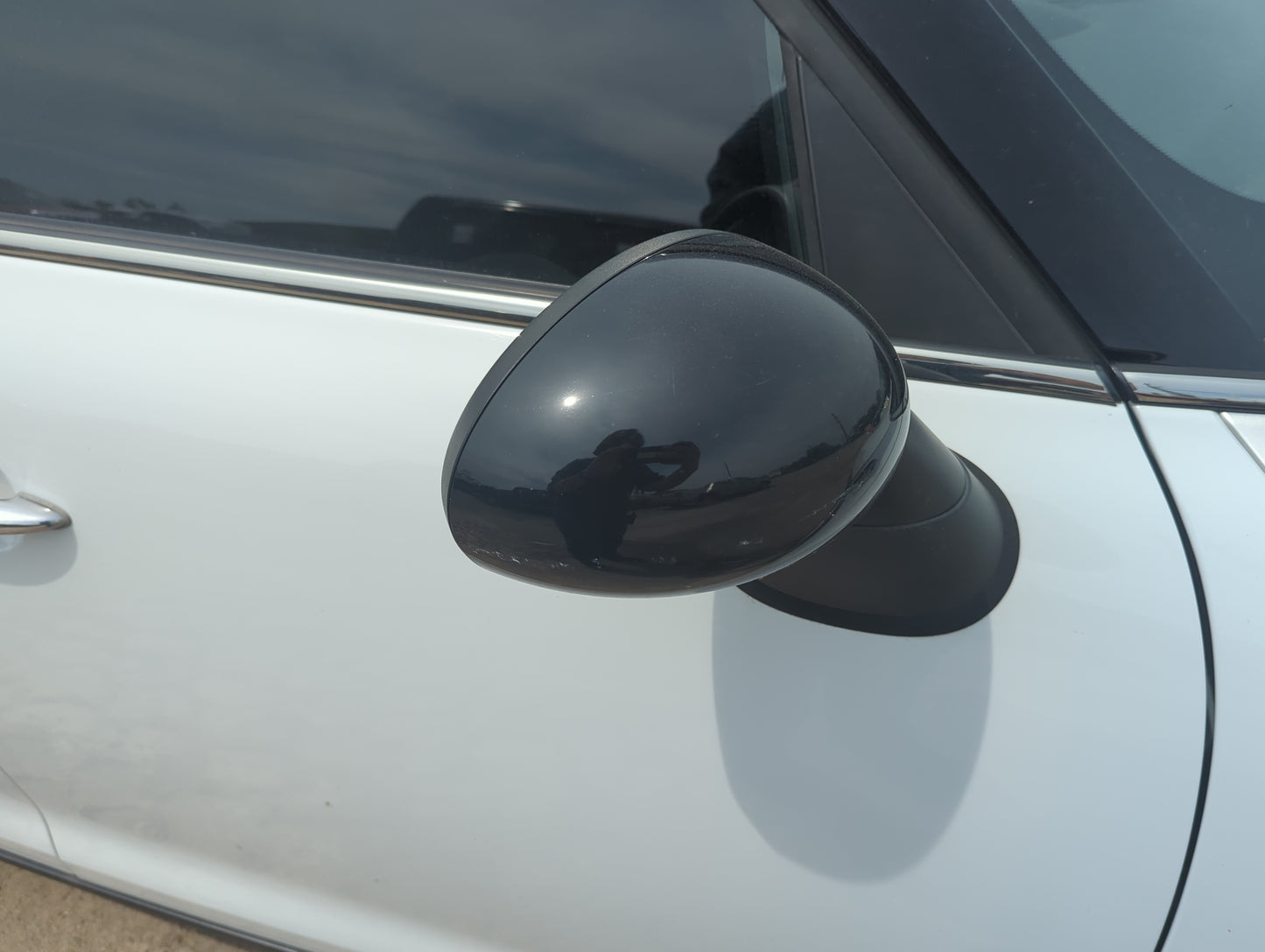 2011-2013 Mini Cooper Countryman Passenger Side View Mirror - Right Door Mirror OEM Used - Oemusedautoparts1.com