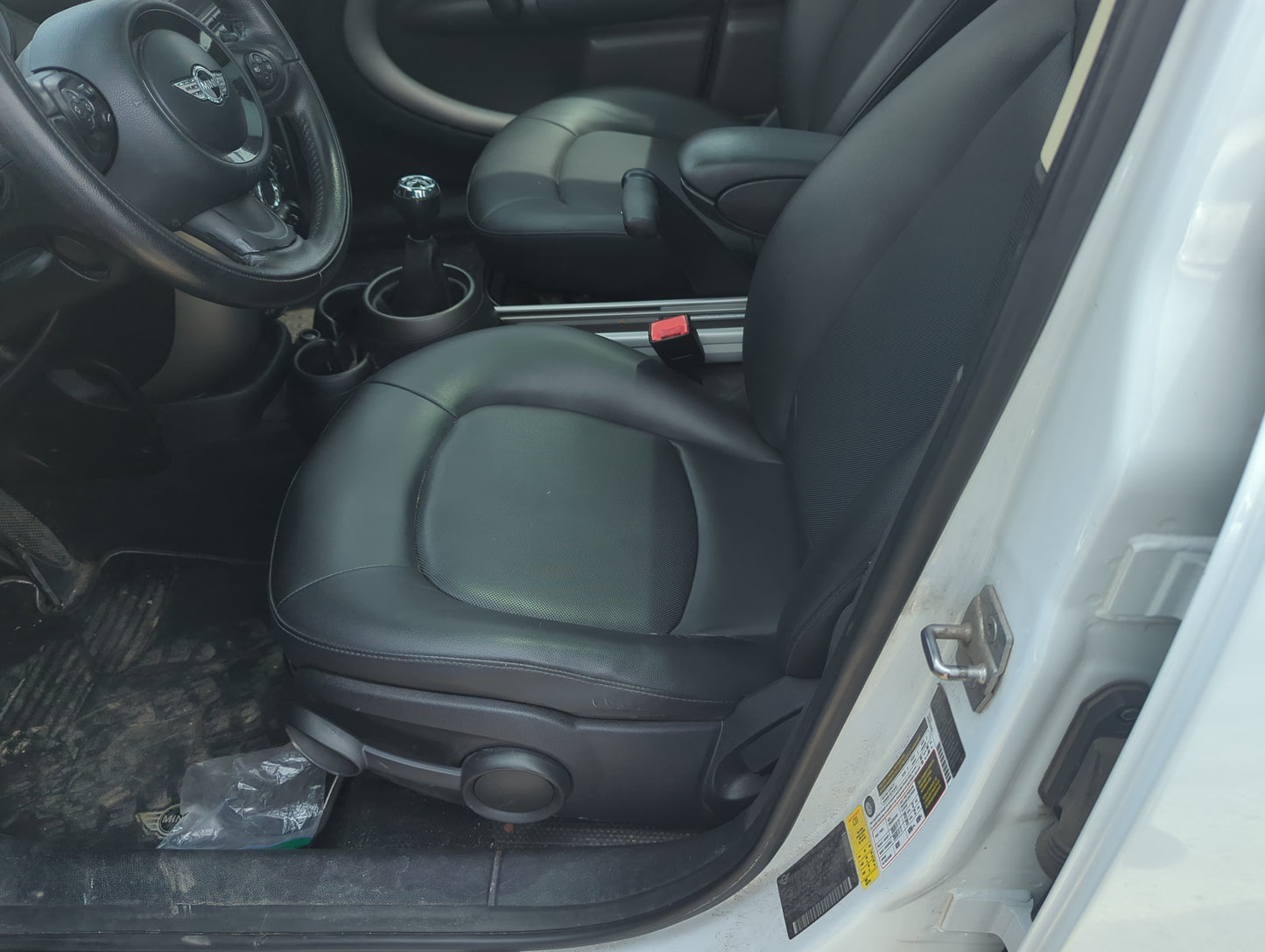 2011-2016 Mini Cooper Countryman Driver Front Seat Oem - Oemusedautoparts1.com