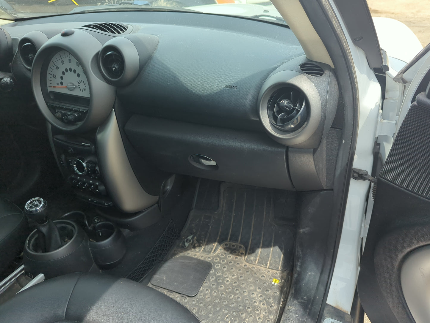 2011 Mini Cooper Countryman Passenger Glove Box Door Storage Compartment - Oemusedautoparts1.com