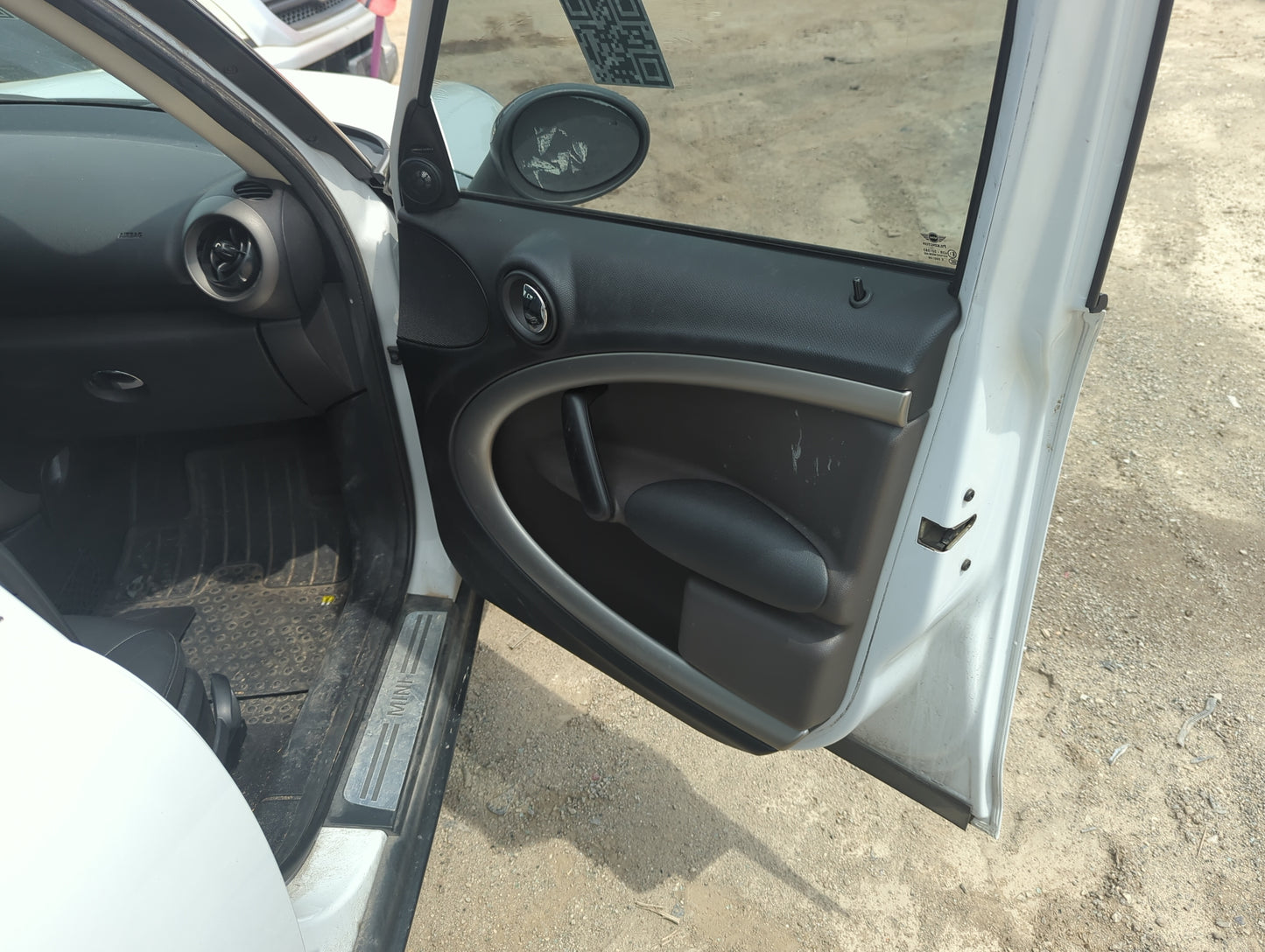 Door Panels 2011 MINI COOPER COUNTRYMAN - Oemusedautoparts1.com