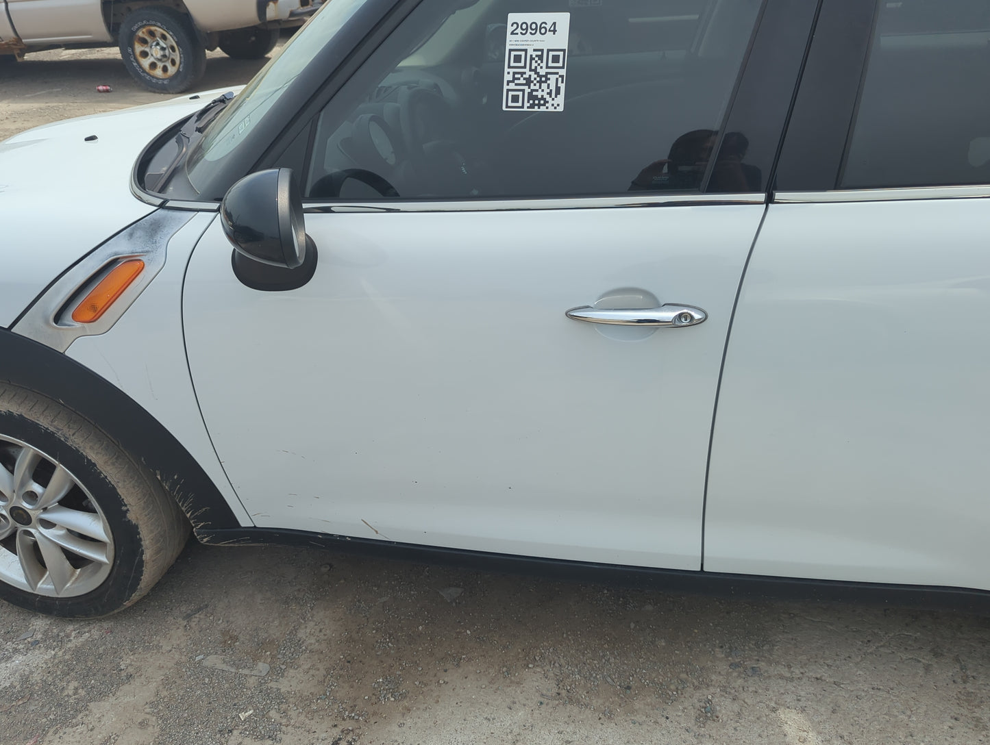 2011-2016 Mini Cooper Countryman Driver Front Door Oem - Oemusedautoparts1.com