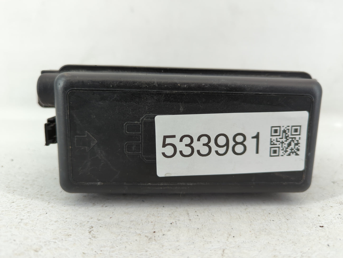 2011 Mini Cooper Countryman Fusebox Fuse Box Panel Relay Module P/N:9240943-01 Fits Fits 2010 OEM Used Auto Parts - Oemuseda