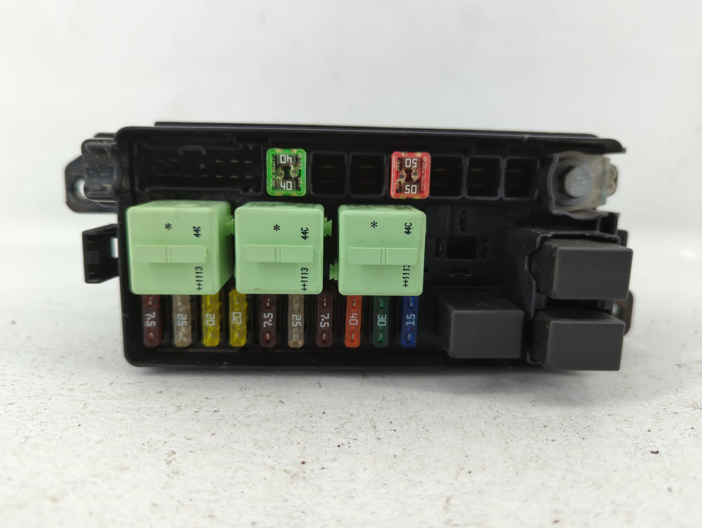 2011 Mini Cooper Countryman Fusebox Fuse Box Panel Relay Module P/N:9240943-01 Fits Fits 2010 OEM Used Auto Parts - Oemuseda