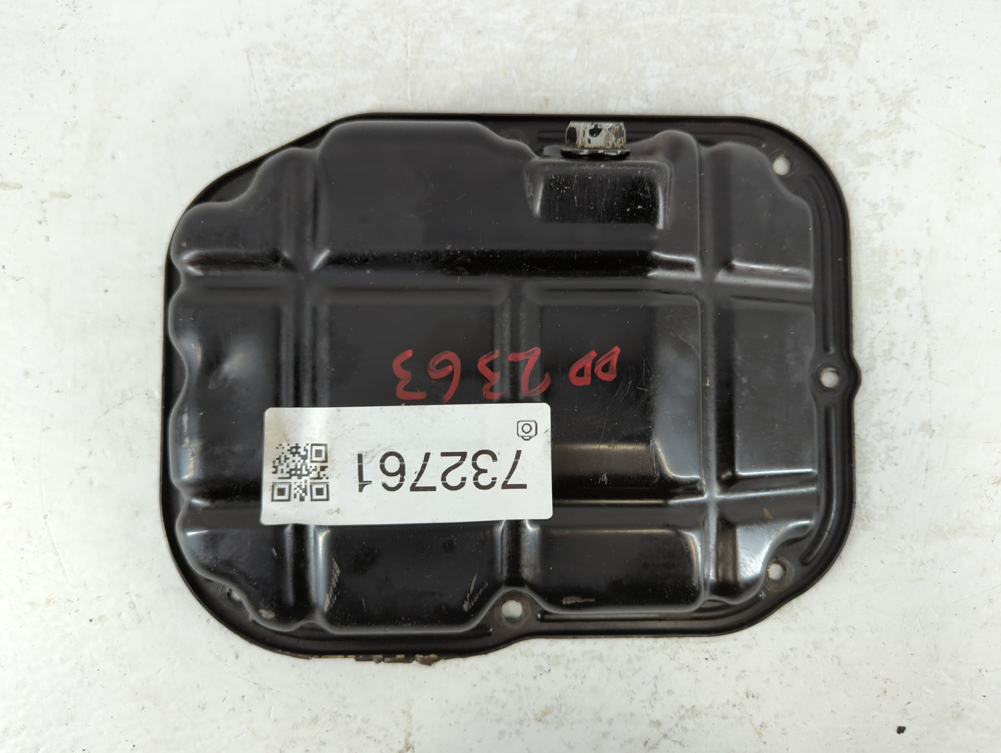 2011 Mitsubishi Endeavor Engine Oil Pan Fits OEM Used Auto Parts - Oemusedautoparts1.com