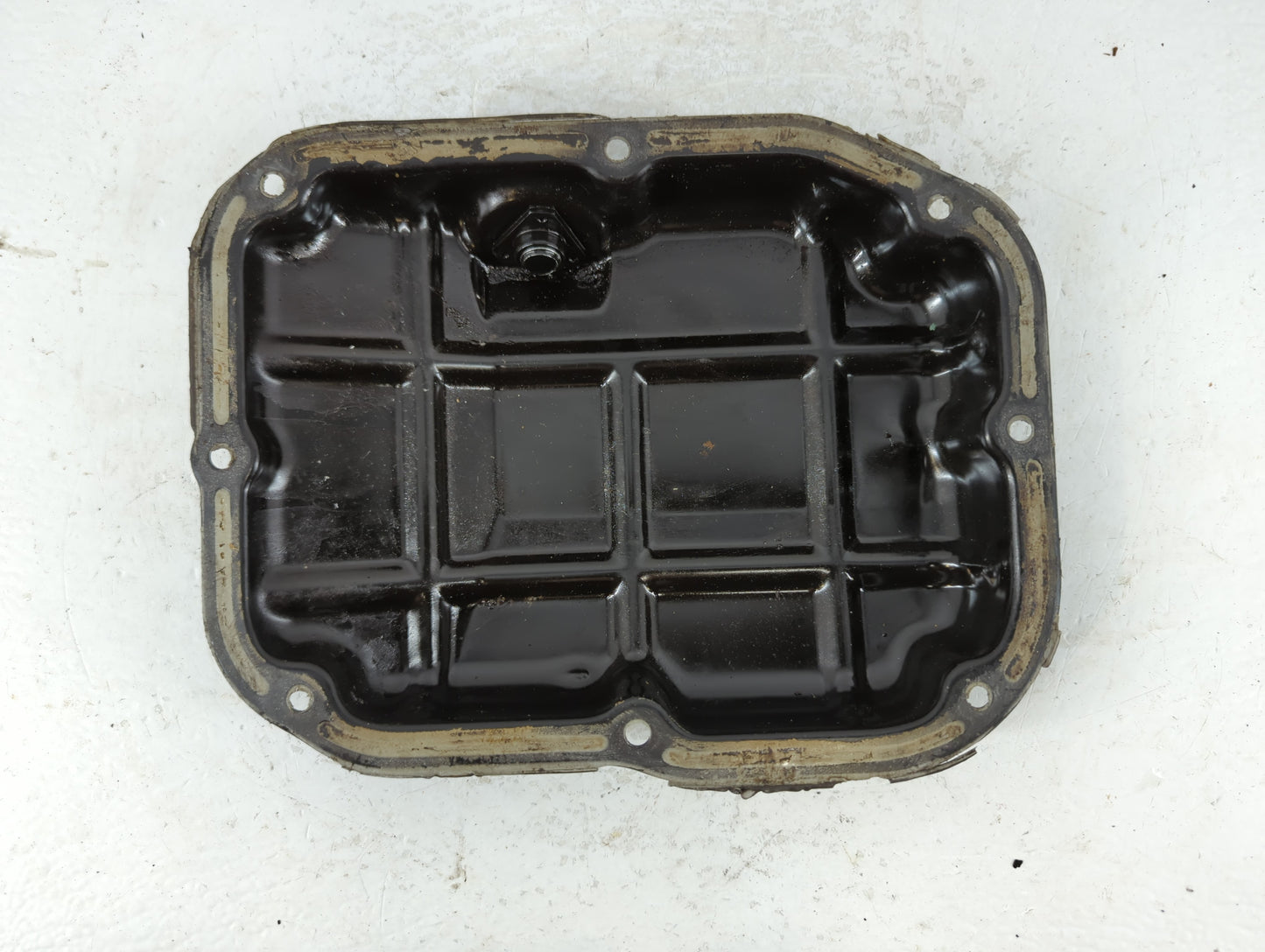 2011 Mitsubishi Endeavor Engine Oil Pan Fits OEM Used Auto Parts - Oemusedautoparts1.com