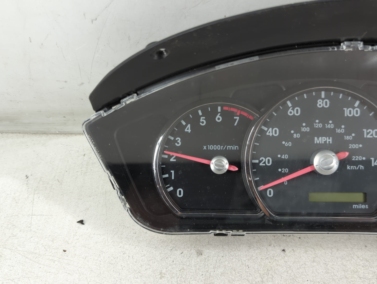 2011 Mitsubishi Endeavor Instrument Cluster Speedometer Gauges P/N:69278-100A 8100A982 Fits OEM Used Auto Parts - Oemusedaut
