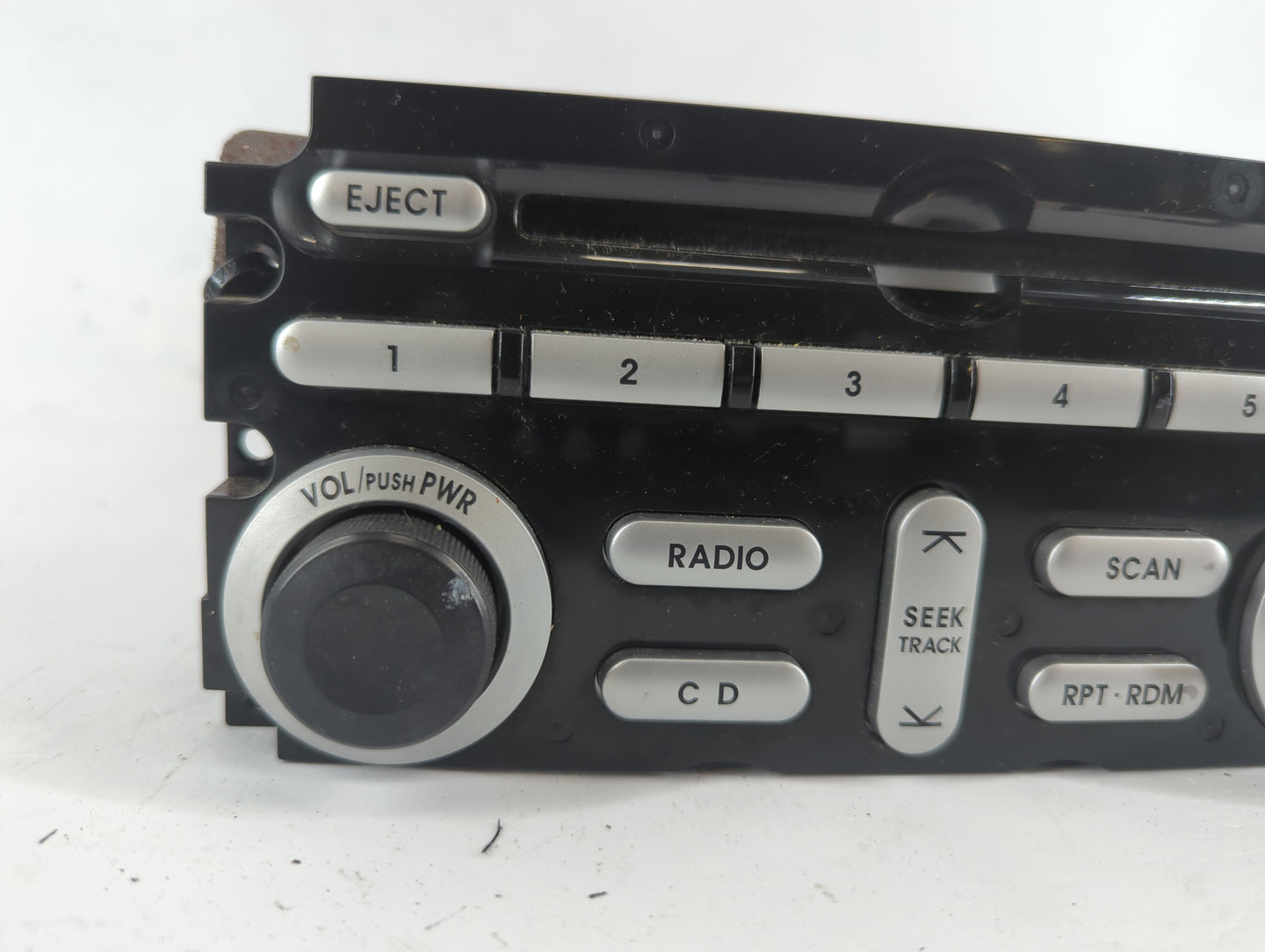 2007-2011 Mitsubishi Endeavor Radio AM FM Cd Player Receiver Replacement P/N:8701A293 Fits Fits 2007 2008 2009 2010 2011 OEM