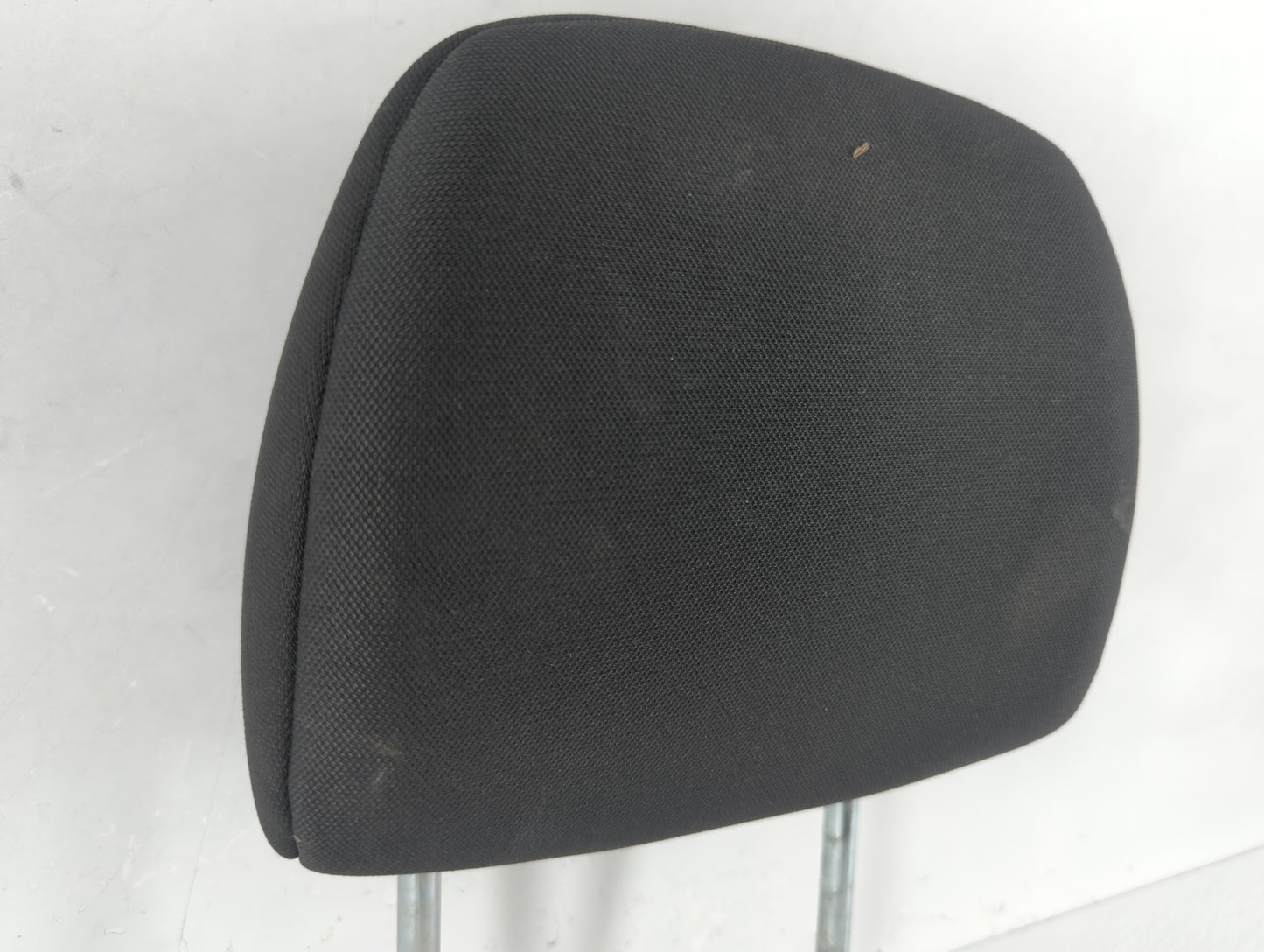 2011 Mitsubishi Endeavor Headrest Head Rest Front Driver Passenger Seat Fits OEM Used Auto Parts - Oemusedautoparts1.com