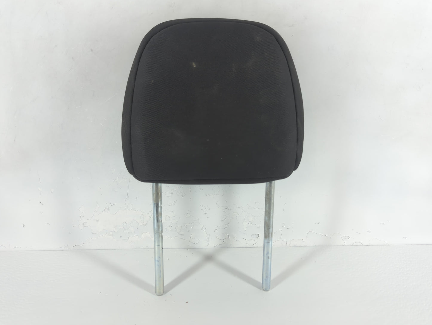 2011 Mitsubishi Endeavor Headrest Head Rest Front Driver Passenger Seat Fits OEM Used Auto Parts - Oemusedautoparts1.com