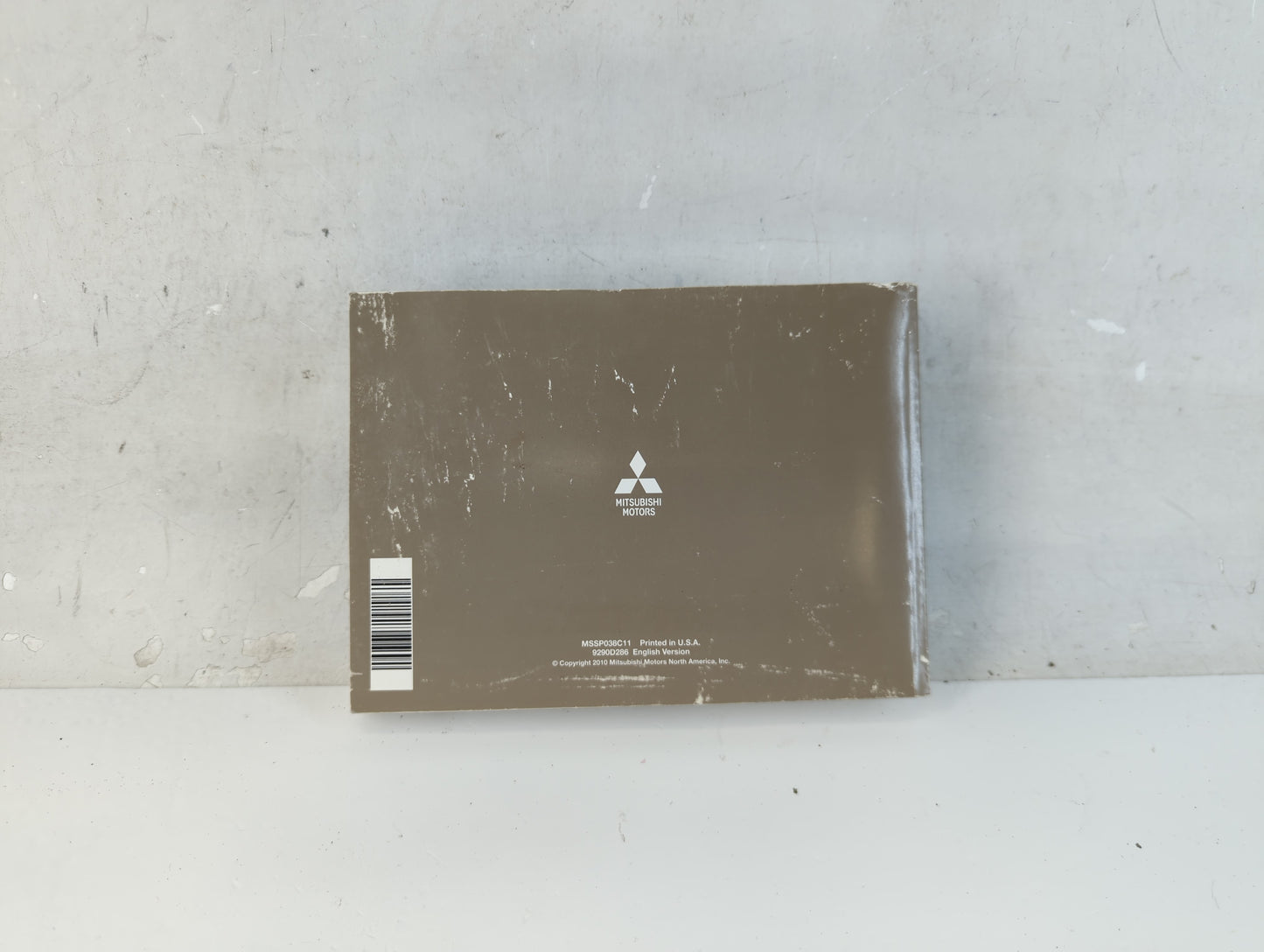 2011 Mitsubishi Endeavor Owners Manual Book Guide OEM Used Auto Parts - Oemusedautoparts1.com