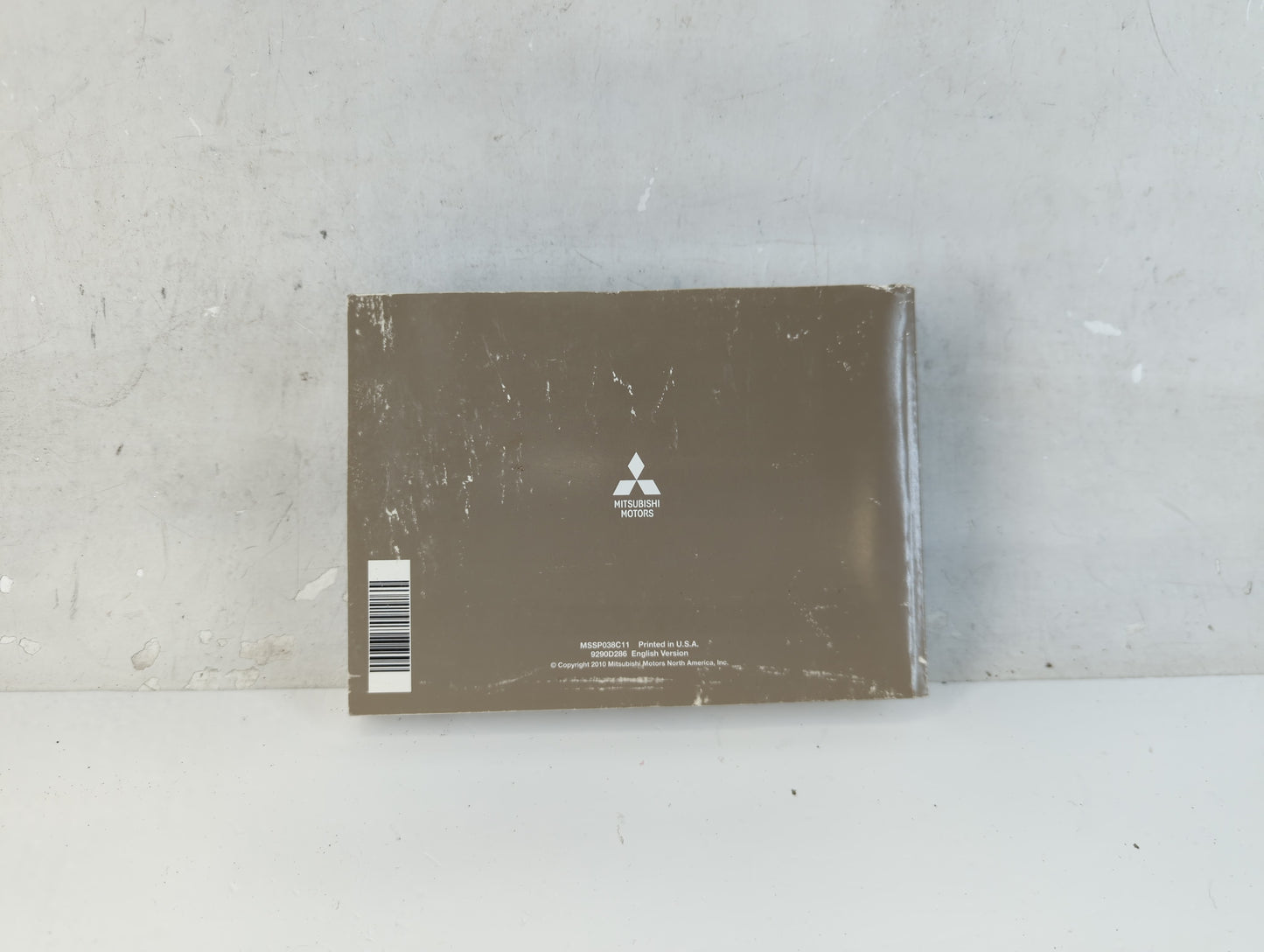 2011 Mitsubishi Endeavor Owners Manual Book Guide OEM Used Auto Parts - Oemusedautoparts1.com