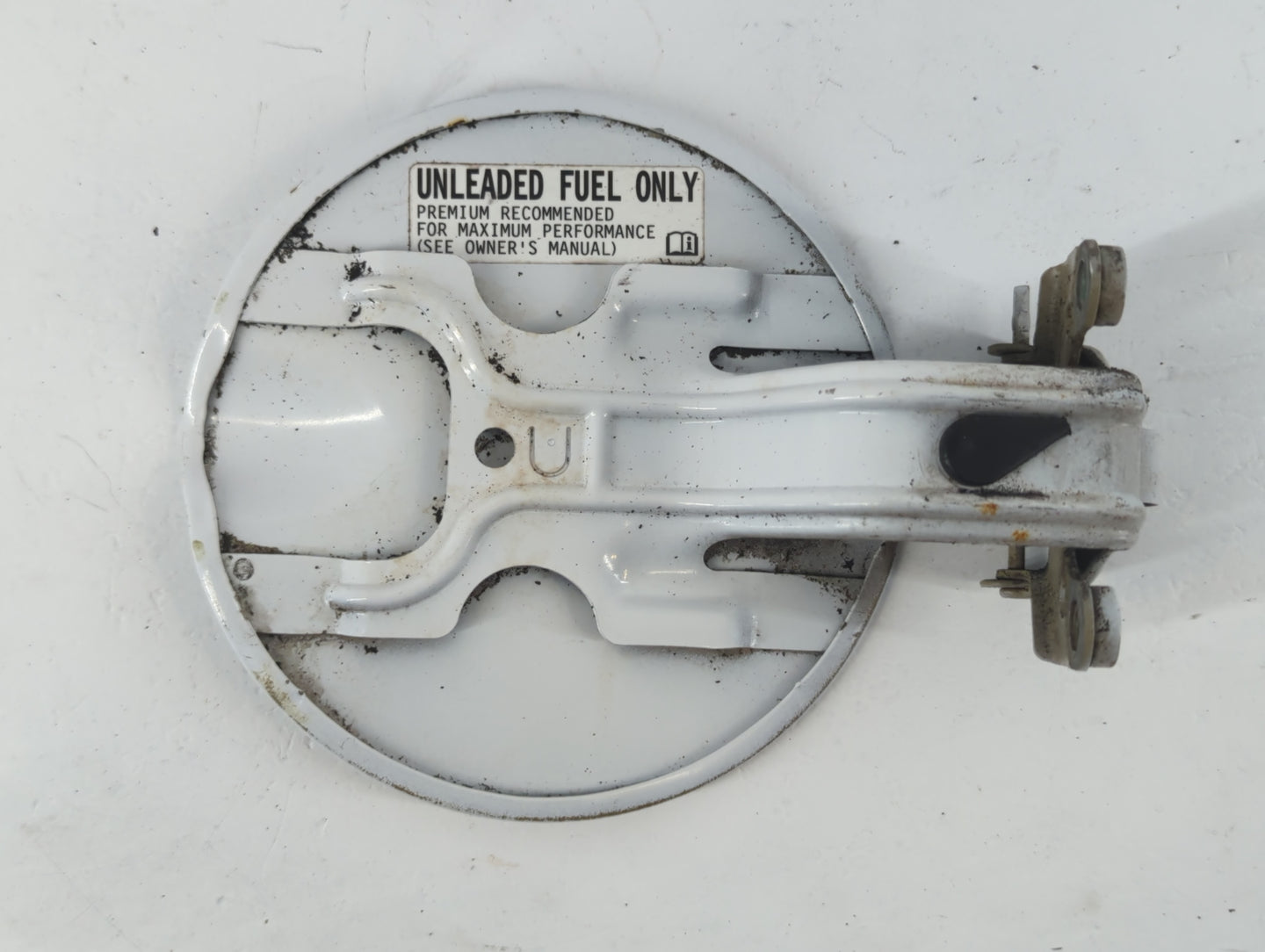 2011 Mitsubishi Endeavor Fuel Tank Door Lid Gas Tank - Oemusedautoparts1.com