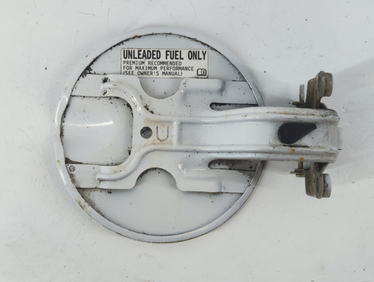 2011 Mitsubishi Endeavor Fuel Tank Door Lid Gas Tank - Oemusedautoparts1.com
