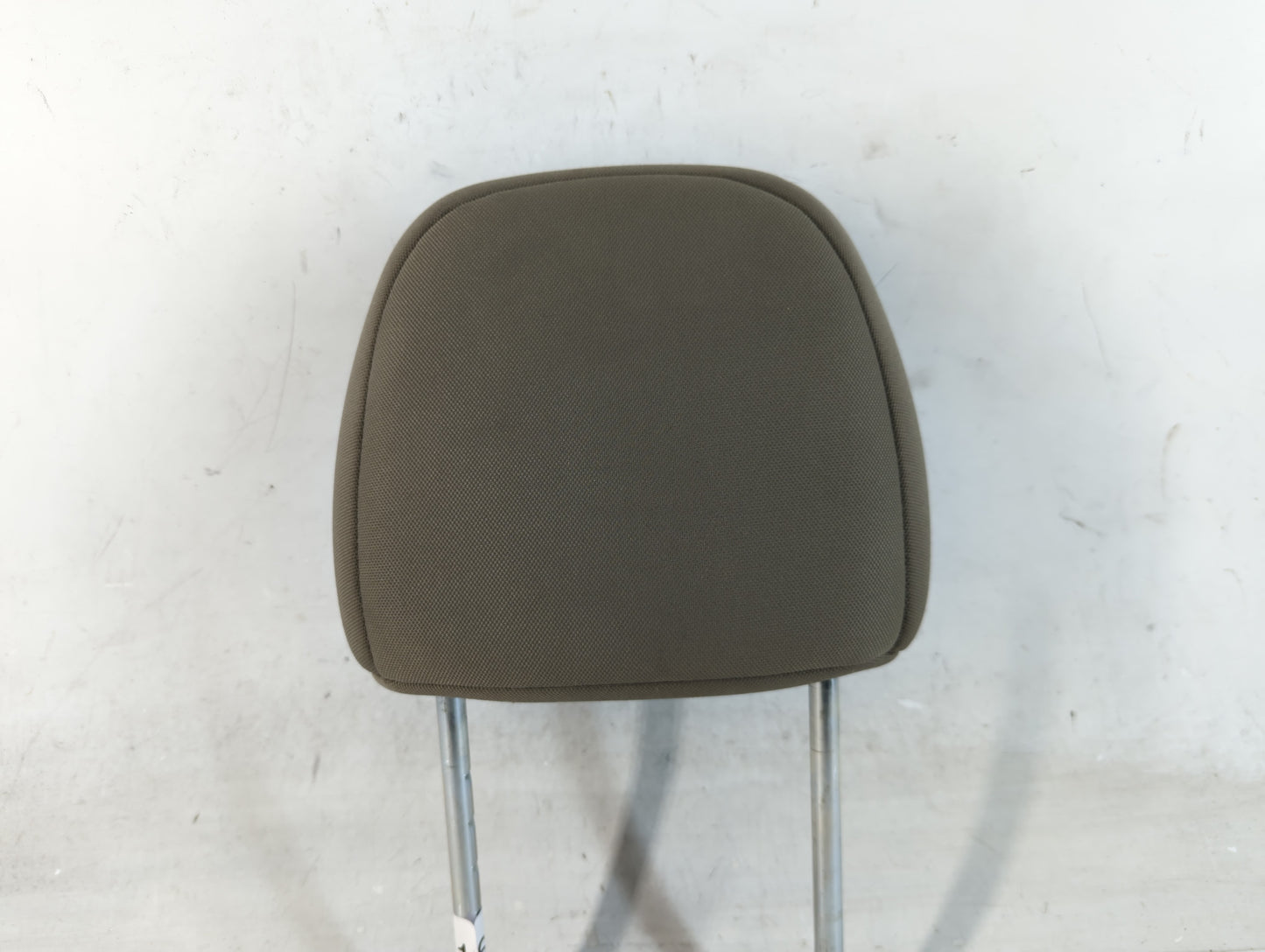 2011 Mitsubishi Endeavor Headrest Head Rest Front Driver Passenger Seat Fits OEM Used Auto Parts - Oemusedautoparts1.com