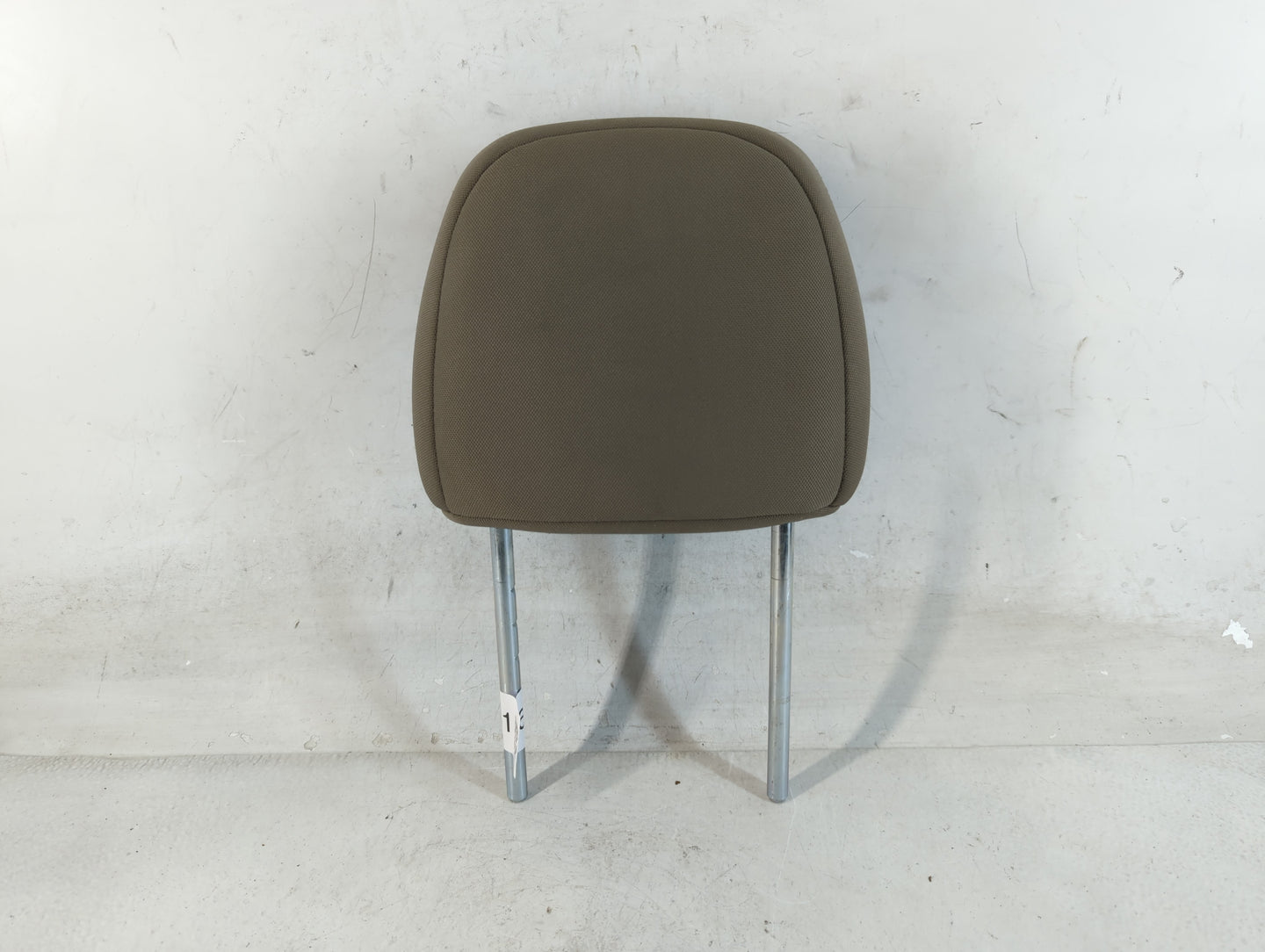 2011 Mitsubishi Endeavor Headrest Head Rest Front Driver Passenger Seat Fits OEM Used Auto Parts - Oemusedautoparts1.com