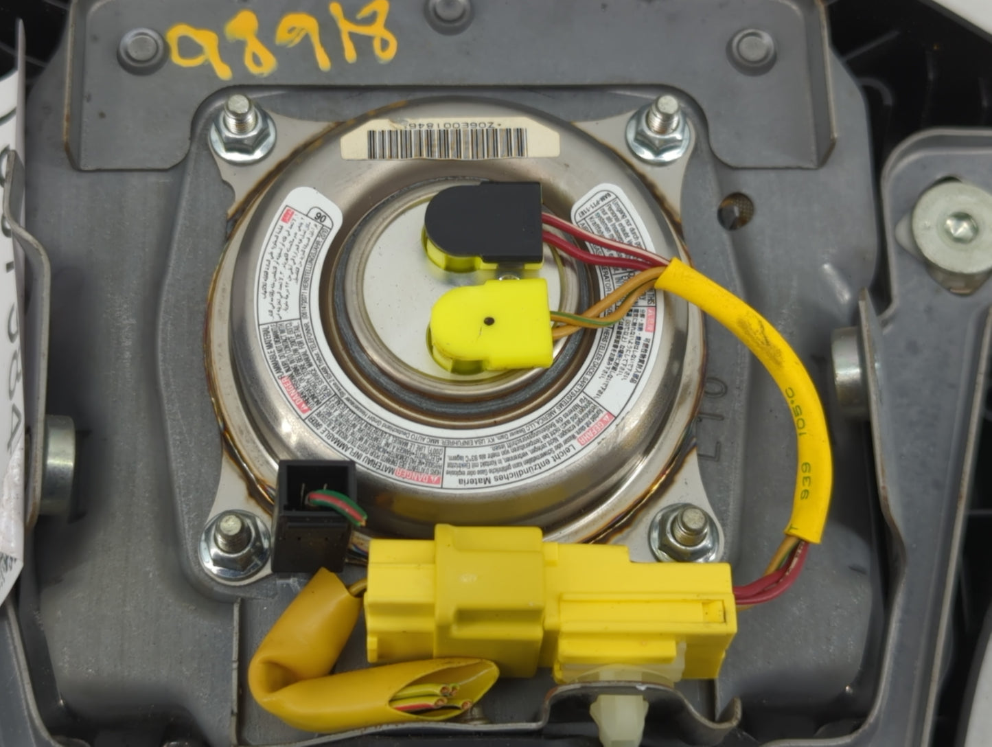 2011 Mitsubishi Galant Air Bag Driver Left Steering Wheel Mounted P/N:MR590289 Fits OEM Used Auto Parts - Oemusedautoparts1.