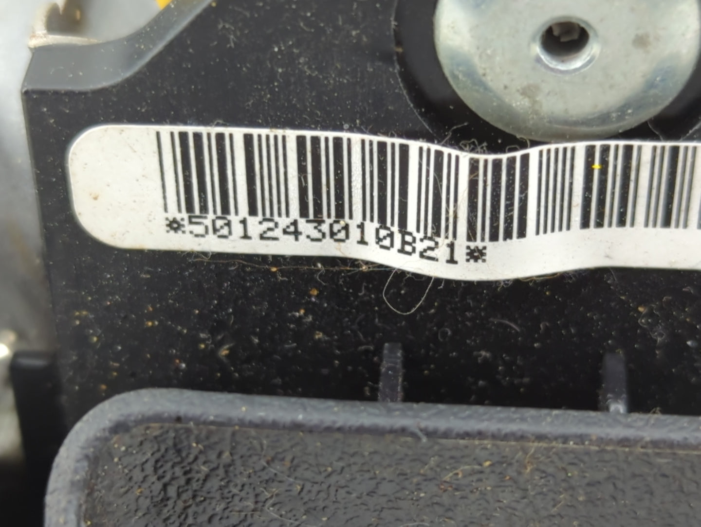 2011 Mitsubishi Galant Air Bag Driver Left Steering Wheel Mounted P/N:MR590289 Fits OEM Used Auto Parts - Oemusedautoparts1.
