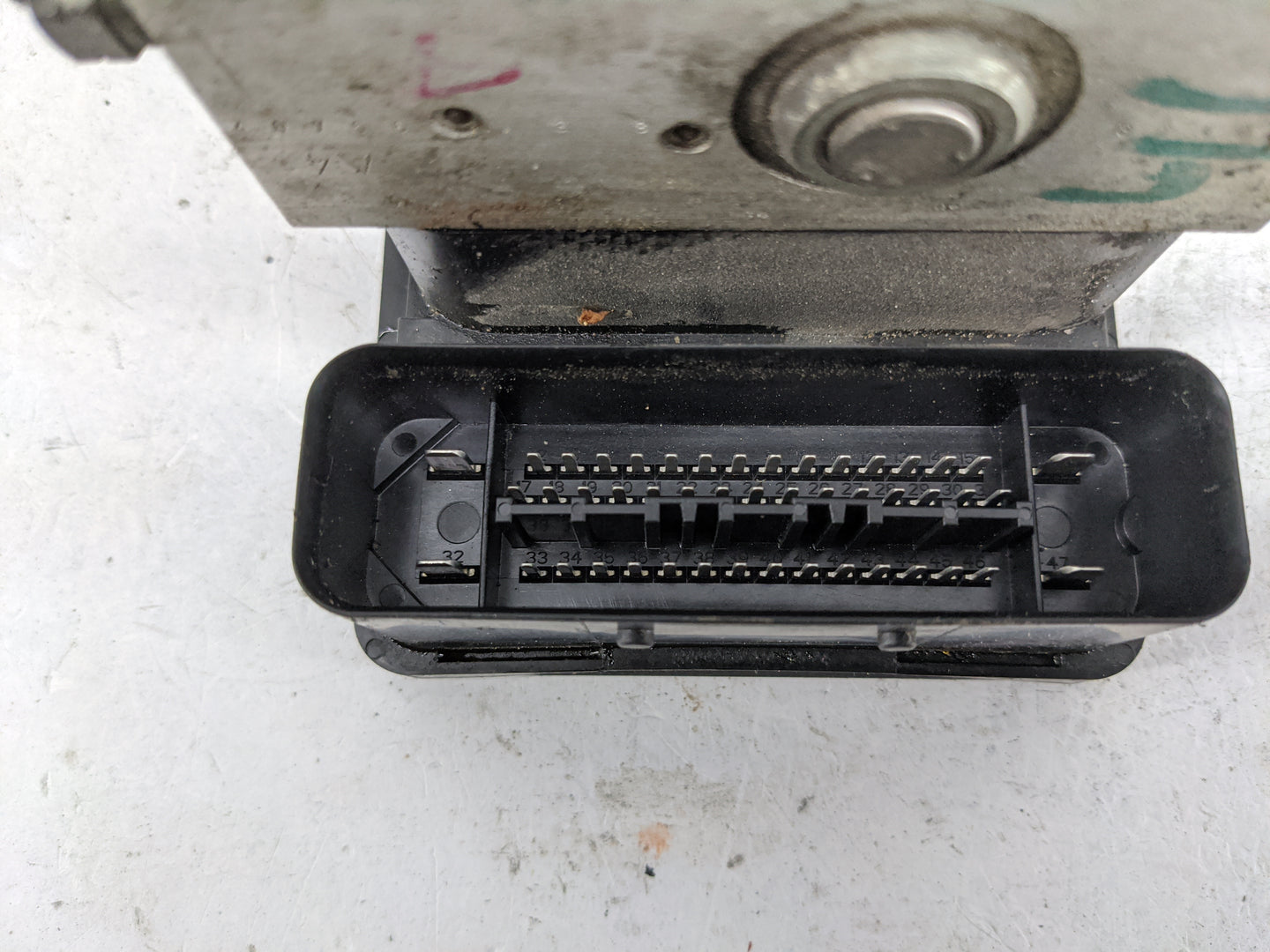 2010-2012 Mitsubishi Galant ABS Pump Control Module Replacement P/N:4670A492 06.2109-5710.3 Fits Fits 2010 2011 2012 OEM Use