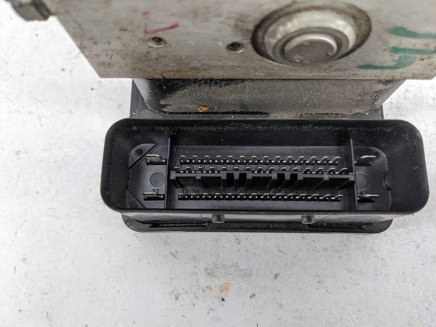 2010-2012 Mitsubishi Galant ABS Pump Control Module Replacement P/N:4670A492 06.2109-5710.3 Fits Fits 2010 2011 2012 OEM Use