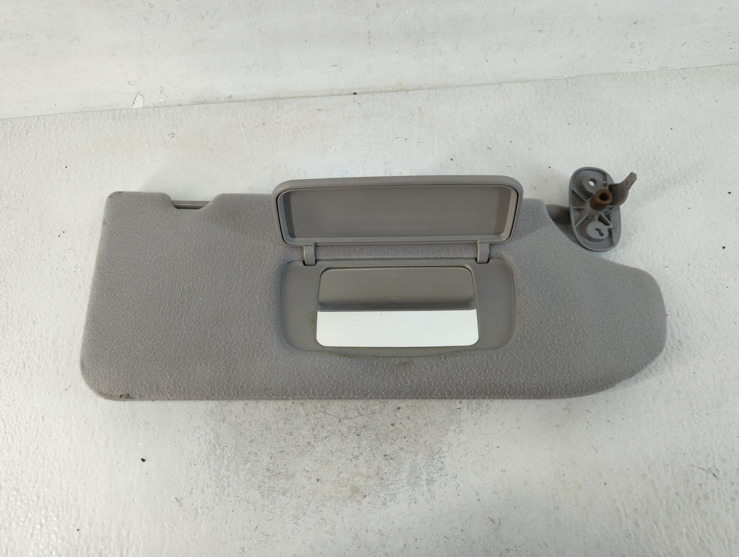 2010-2012 Mitsubishi Galant Sun Visor Shade Replacement Passenger Right Mirror Fits Fits 2010 2011 2012 OEM Used Auto Parts 