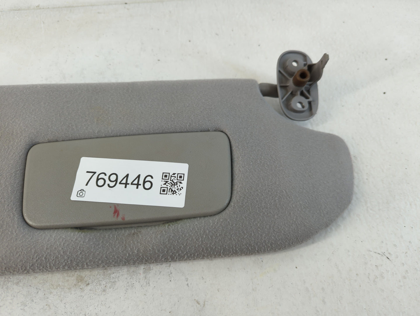 2010-2012 Mitsubishi Galant Sun Visor Shade Replacement Passenger Right Mirror Fits Fits 2010 2011 2012 OEM Used Auto Parts 