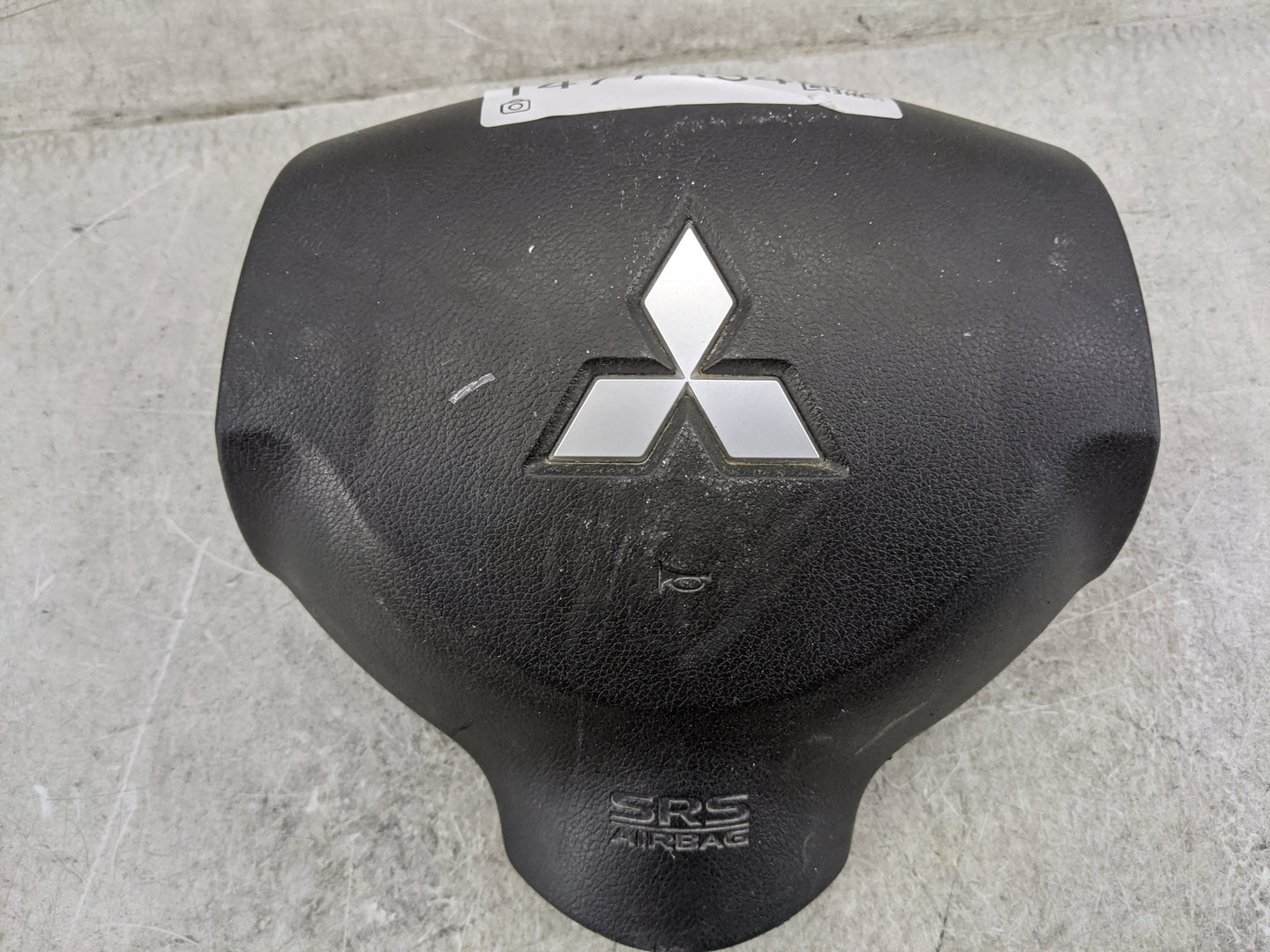 2007 Mitsubishi Outlander Air Bag Driver Left Steering Wheel Mounted 1477534 - Oemusedautoparts1.com