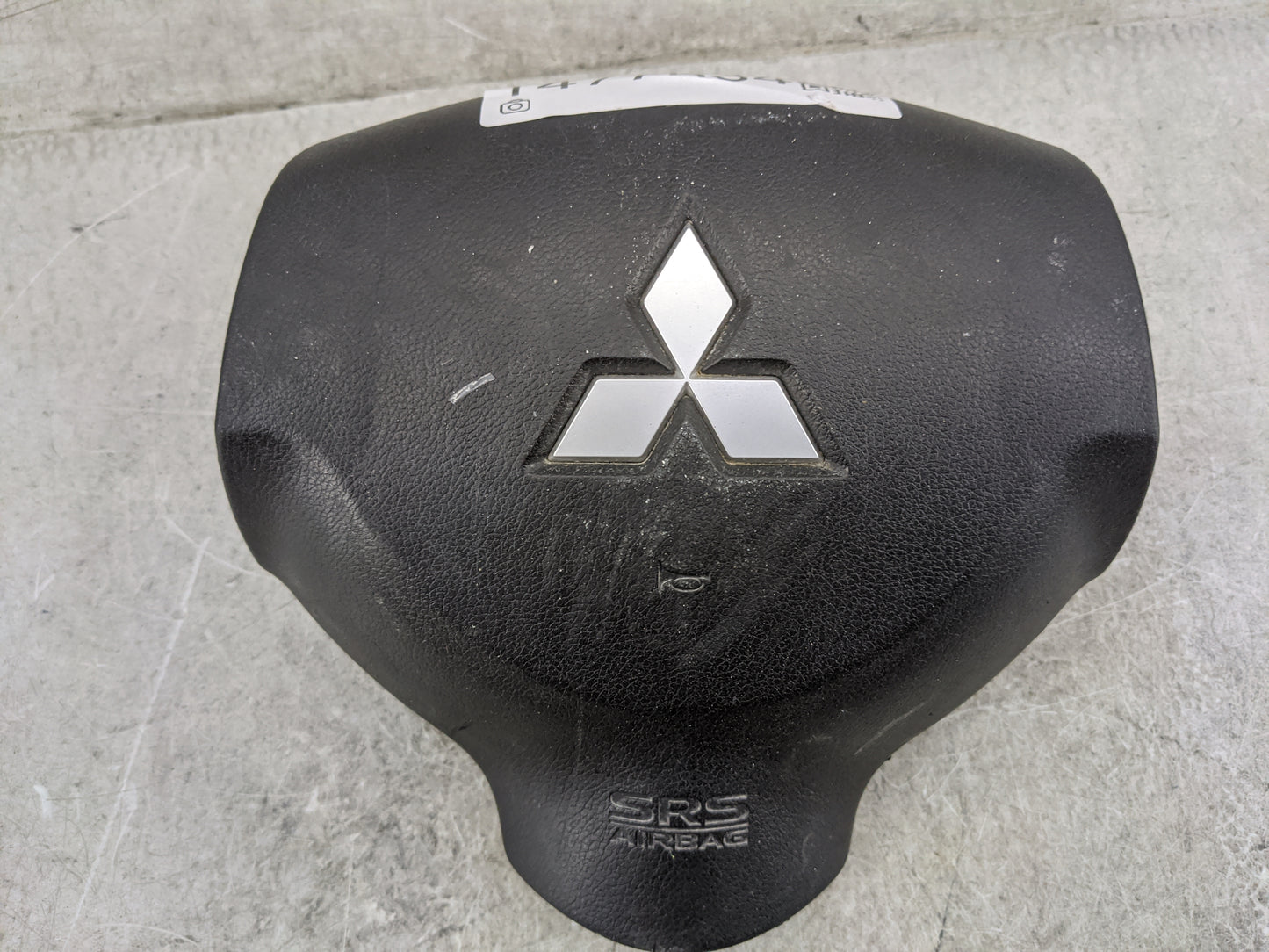 2007 Mitsubishi Outlander Air Bag Driver Left Steering Wheel Mounted 1477534 - Oemusedautoparts1.com